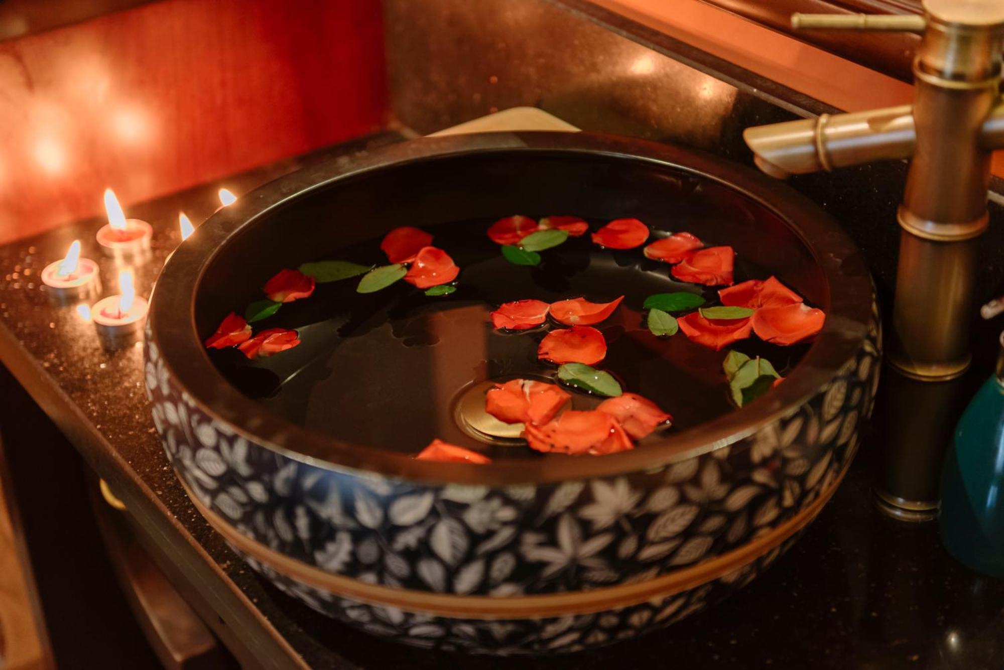 Spatel D'Annam - Imperial Boutique Spa & Hotel هوي المظهر الخارجي الصورة